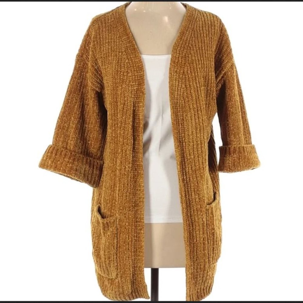 Beldinni Sz S Women's Gold chenille heavy knit cardigan 3/4 sleeves NWOT